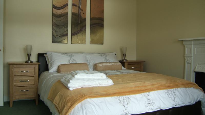 Double Bedroom - Front